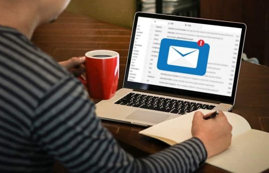 2 Crucial Tips to Get More People to Join Your Mailing List