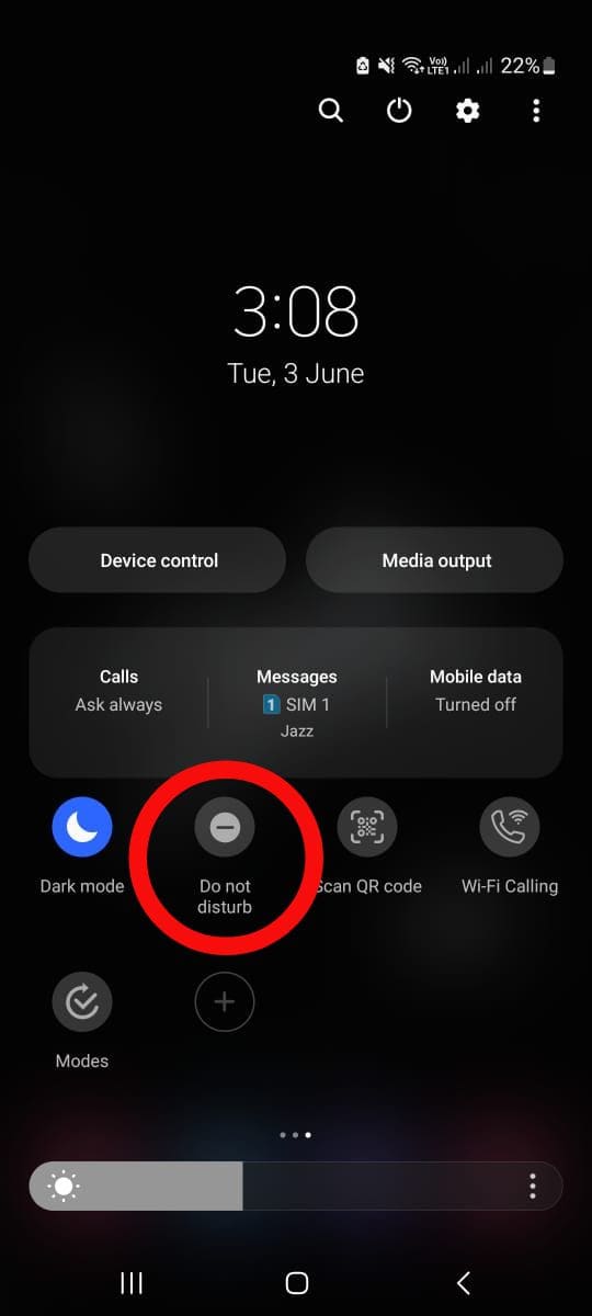 Quick Settings Menu to Turn Do Not Disturb On or Off on Android