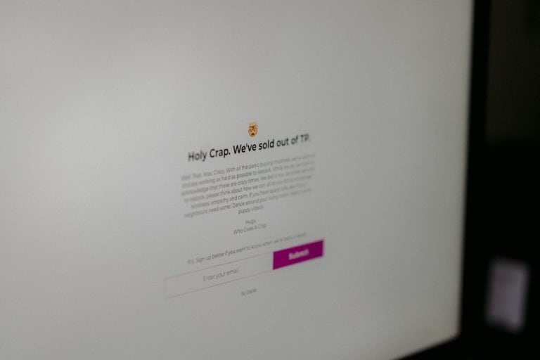 black flat screen computer monitor server error, website offline, cloudflare message